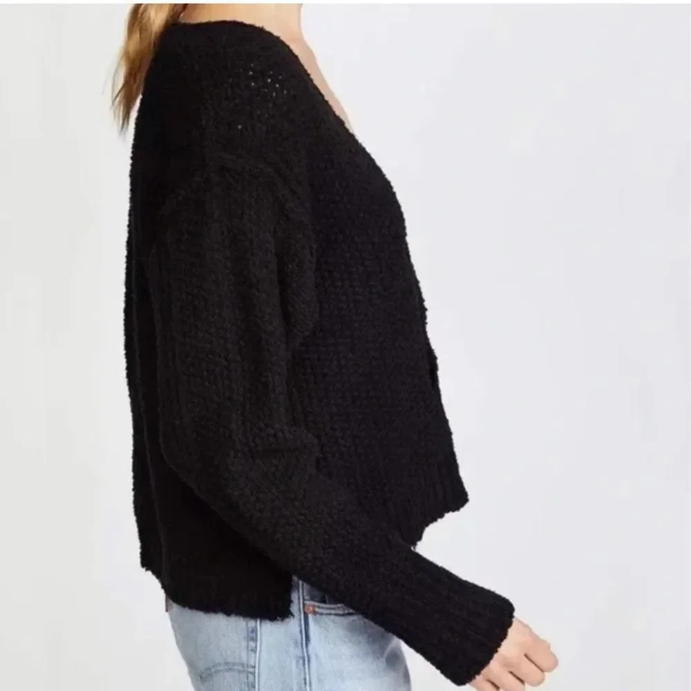 Free People Coco V-Neck Twist Detail Knit Sweater Black Sz M Cozy Urban Chic